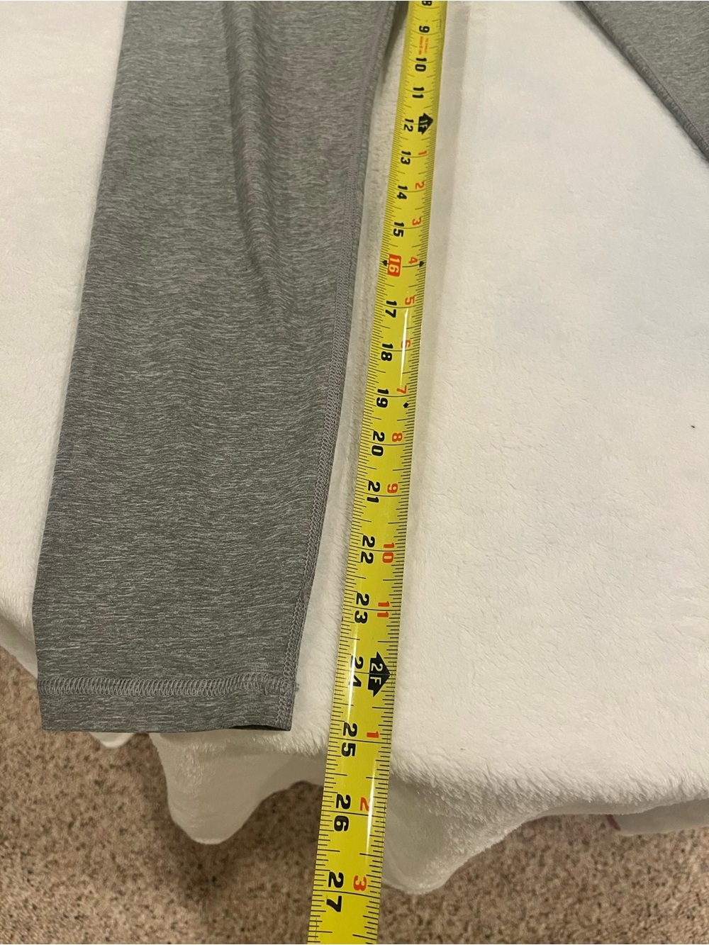 Scorpio Sol Heather Grey High Rise Athletic Leggings - Large - Picture 7 of 7